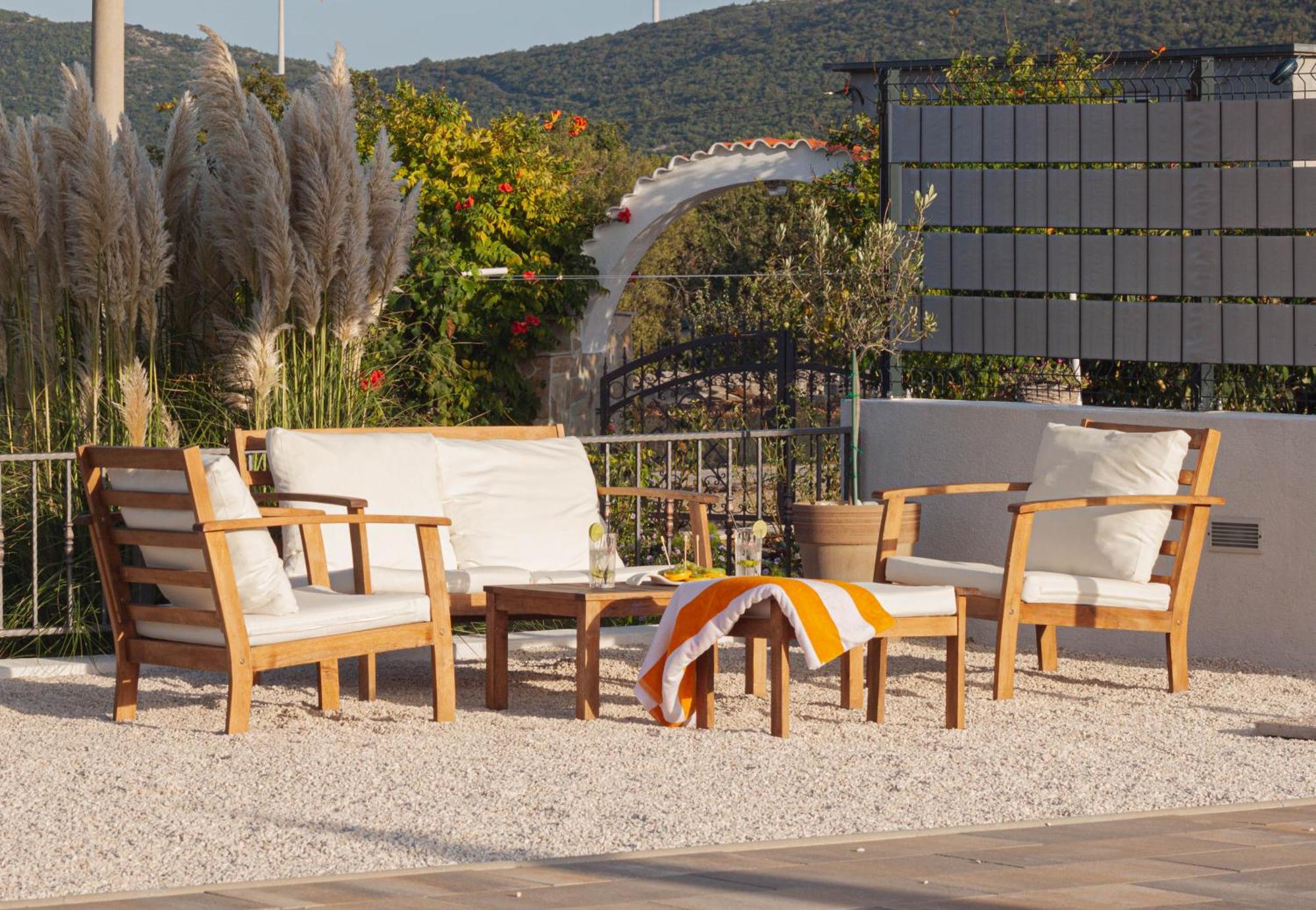 House Camellia With Fenced Pool And Playground Blizna Donja Exterior foto